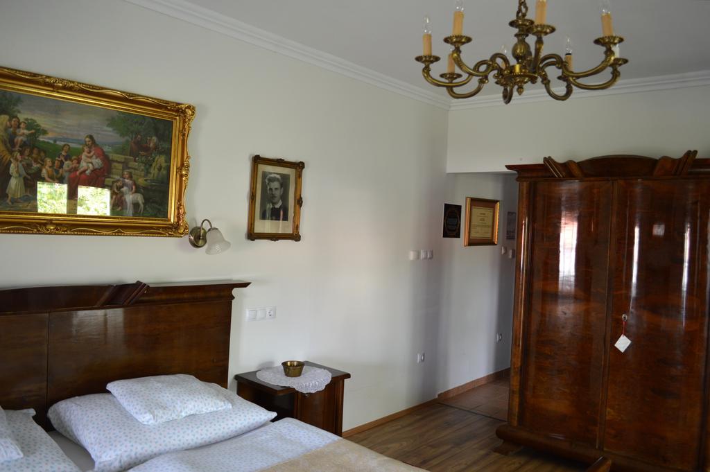 Edvy Malom Fogadó Barokk Udvarház Pápa Exterior foto