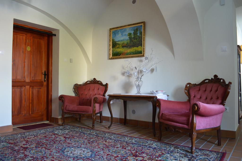 Edvy Malom Fogadó Barokk Udvarház Pápa Exterior foto
